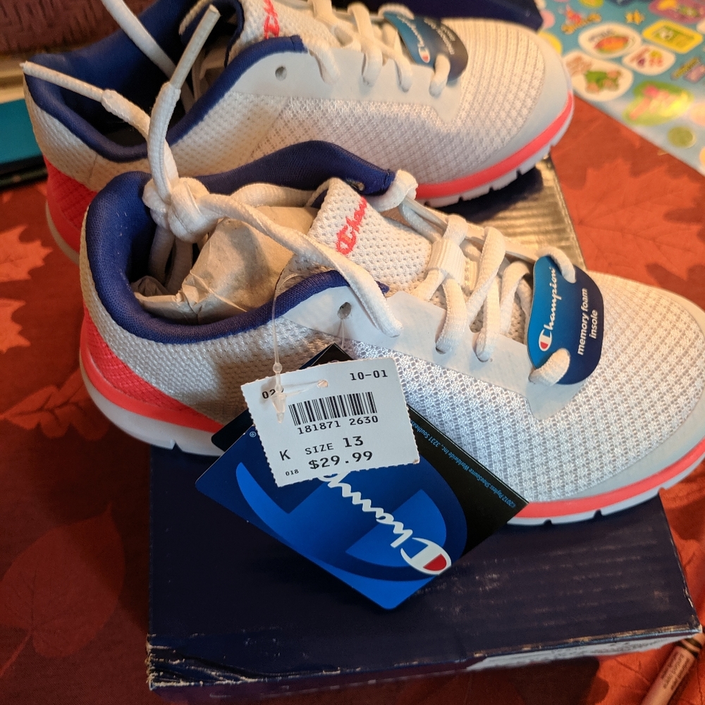 Size 13 tennis shoes